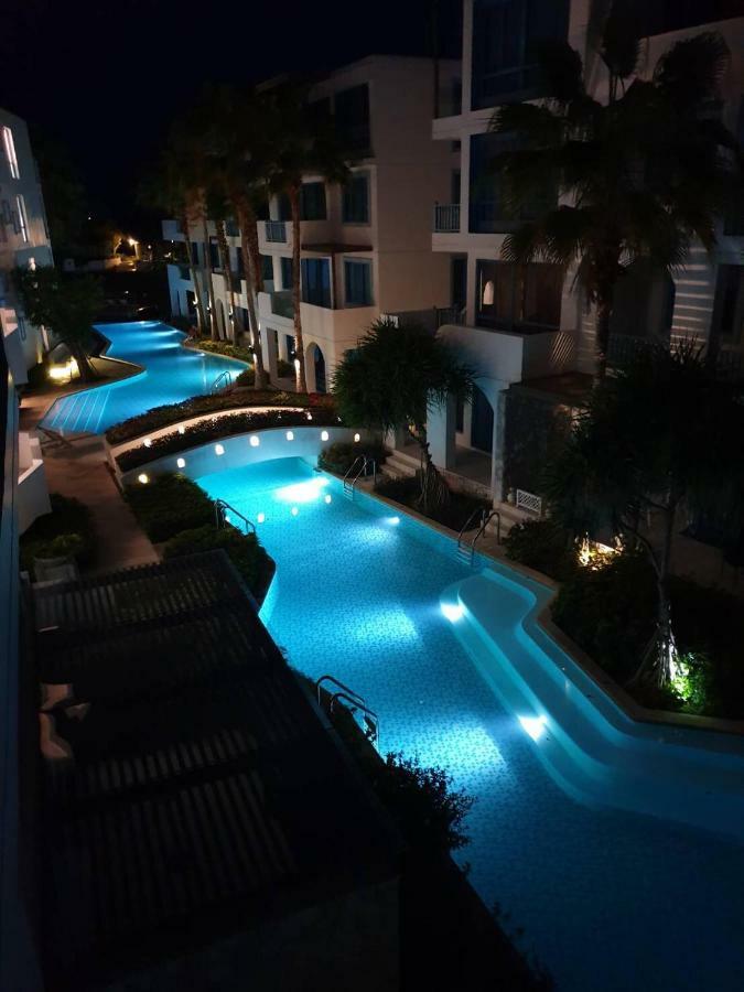 The Crest Santora Hua Hin Apartamento Exterior foto