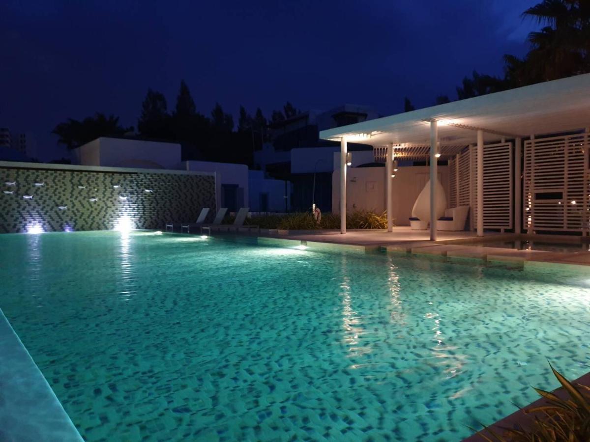The Crest Santora Hua Hin Apartamento Exterior foto